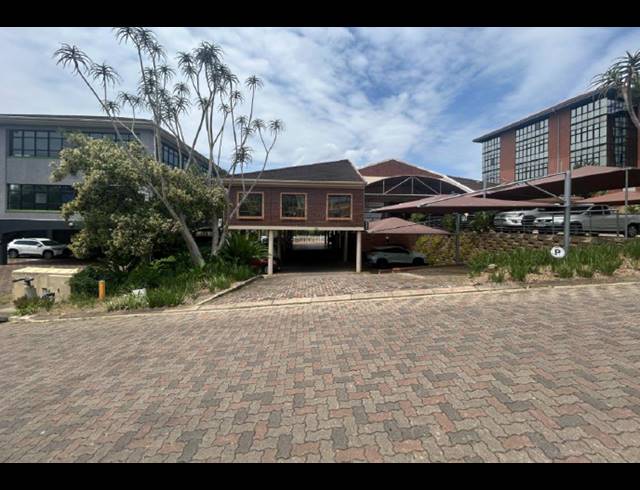 180M² OFFICE TO LET IN WESTVILLE
